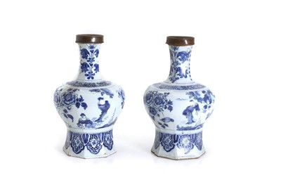 Lot 116 - A pair of Delft vases