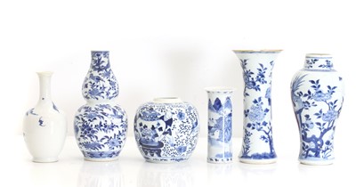 Lot 73 - A collection of Chinese blue and white porcelain