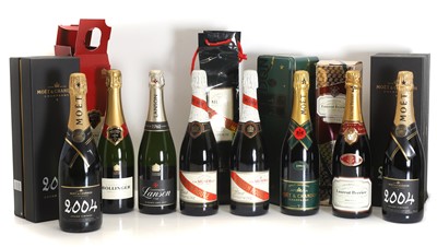 Lot 392 - A group of eight bottles of Champagne