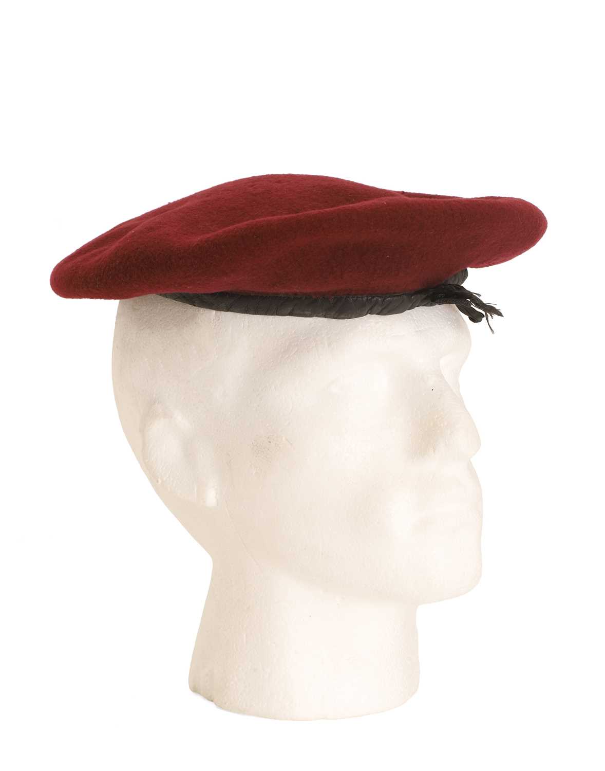 Lot 342 - An early Parachute Regiment Red Beret