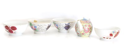 Lot 113 - A group of Gardner Manufactory porcelain