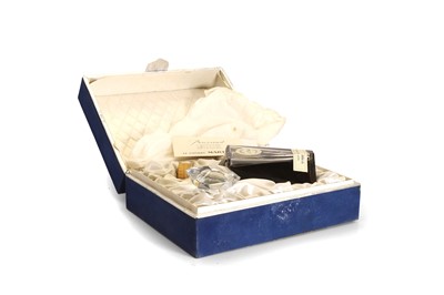 Lot 392 - J & F Martell Cordon Bleu Cognac
