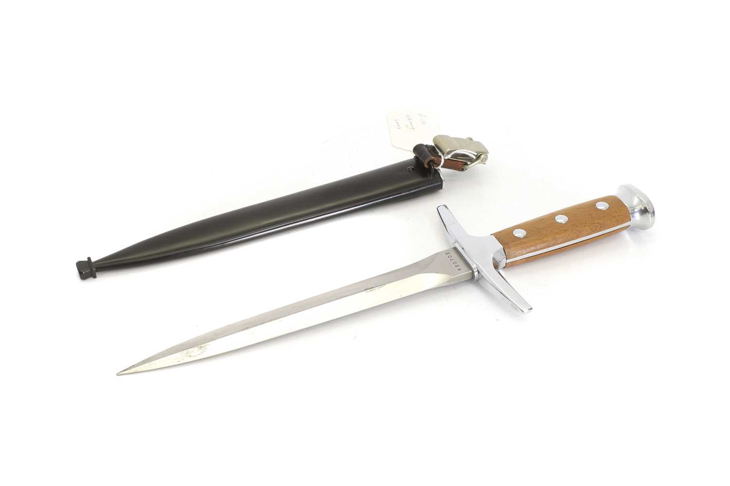 Lot 383 - A Swiss Army model 1943 dagger