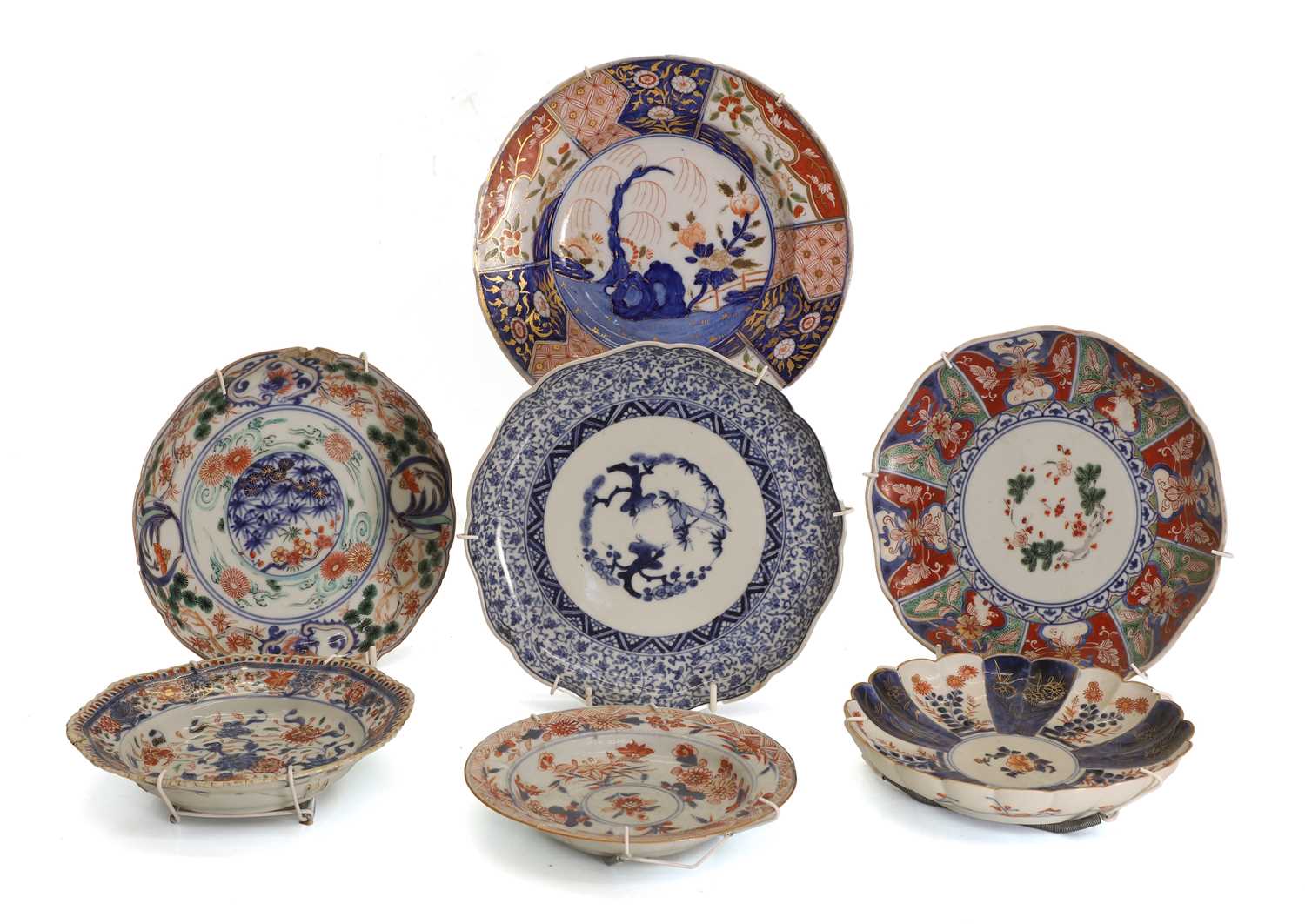 Lot 126 - A collection of Imari decorated plates