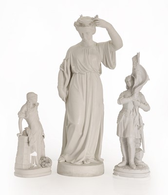 Lot 117 - Three parianware figures