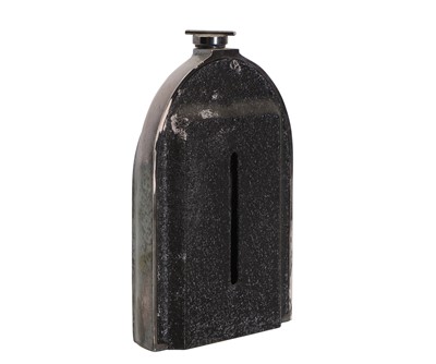Lot 3 - A Bentley grille flask