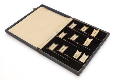 Lot 33 - A cased set of silver sandwich flags
