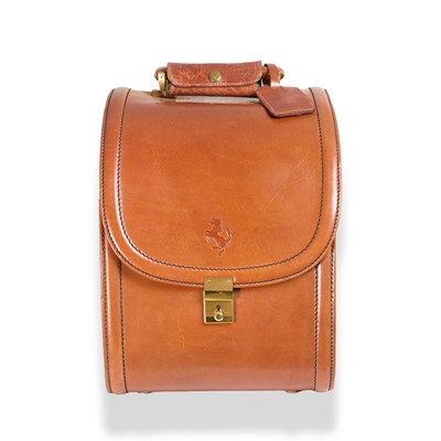 Lot 8 - A Schedoni five-piece leather luggage set for Ferrari